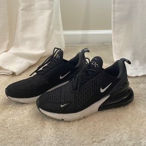 Nike AirMax 270